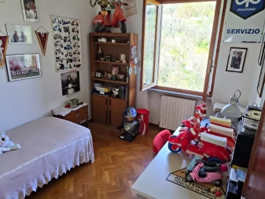 Immagine 8 di Villa in vendita  in loc. Puliciano 14 a Arezzo
