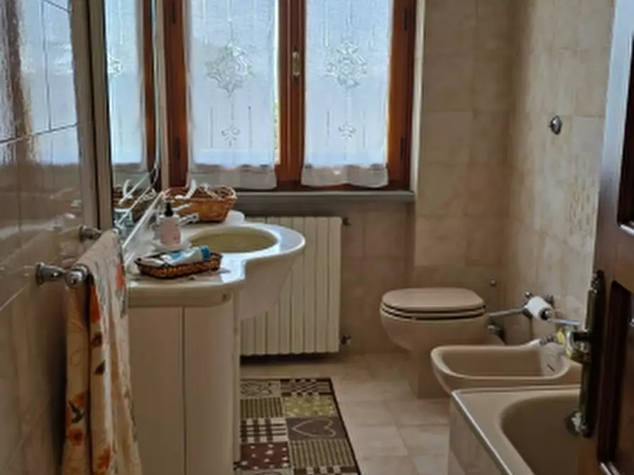 Immagine 9 di Villa in vendita  in loc. Puliciano 14 a Arezzo