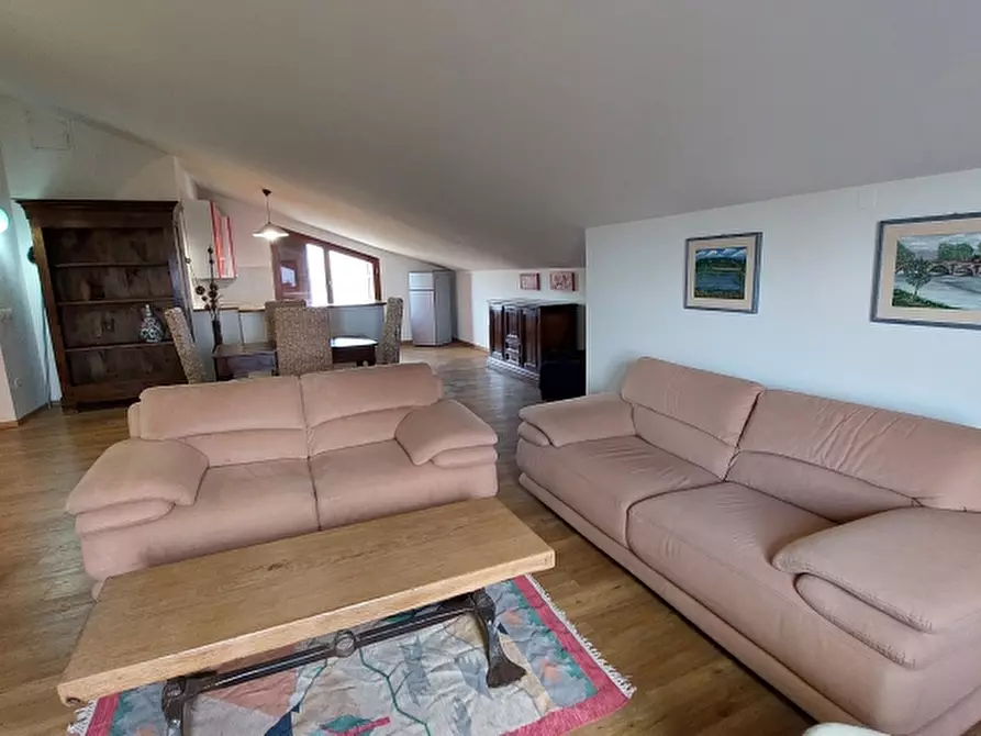 Immagine 14 di Villa in vendita  in loc. Torrino 5/C a Arezzo