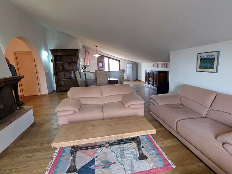 Immagine 21 di Villa in vendita  in loc. Torrino 5/C a Arezzo