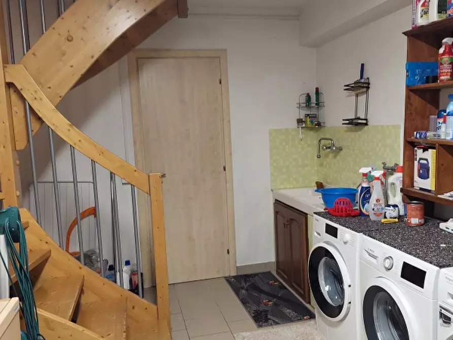 Immagine 25 di Villa in vendita  in loc. Torrino 5/C a Arezzo