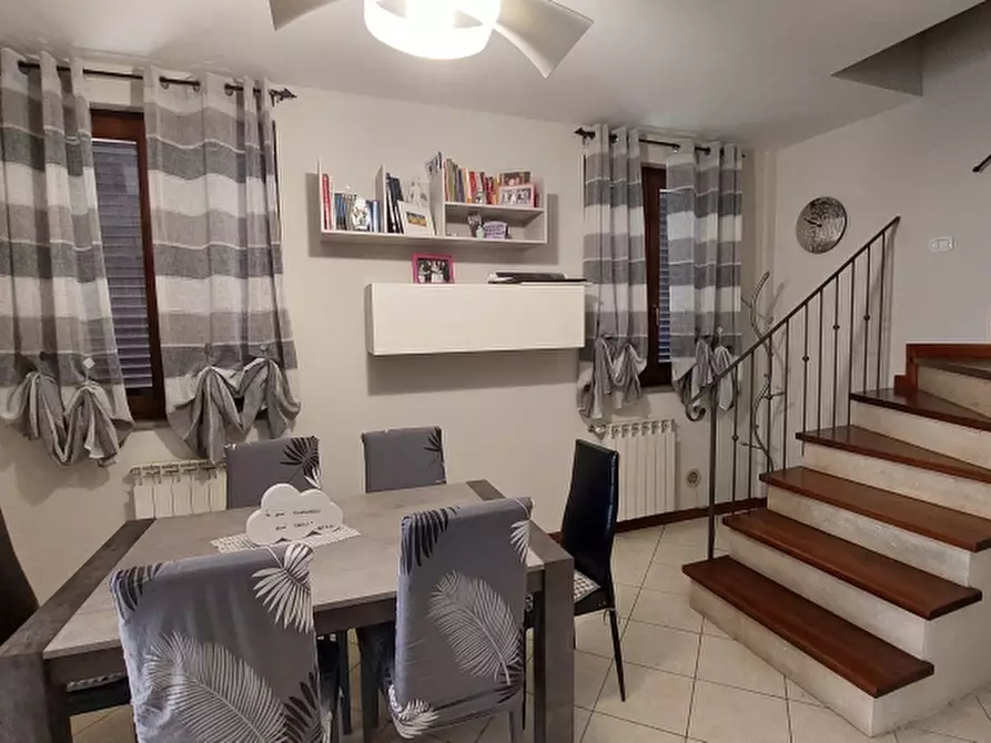 Immagine 2 di Villetta a schiera in vendita  in Via Ardengo Soffici 46/a a Arezzo