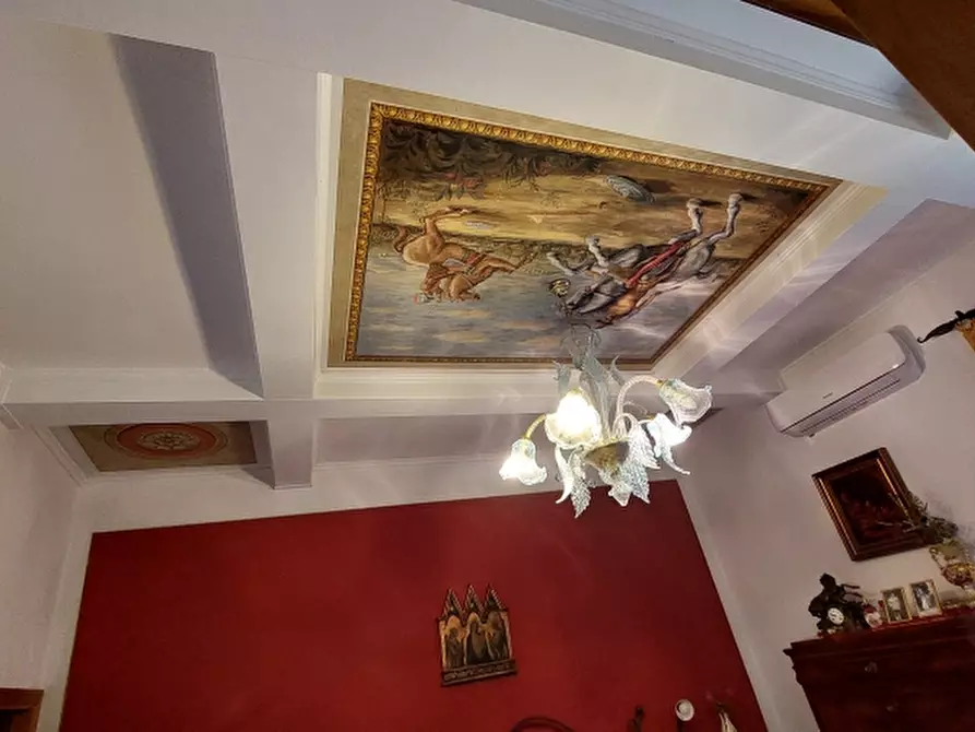 Immagine 10 di Appartamento in vendita  in Policiano 123 a Arezzo