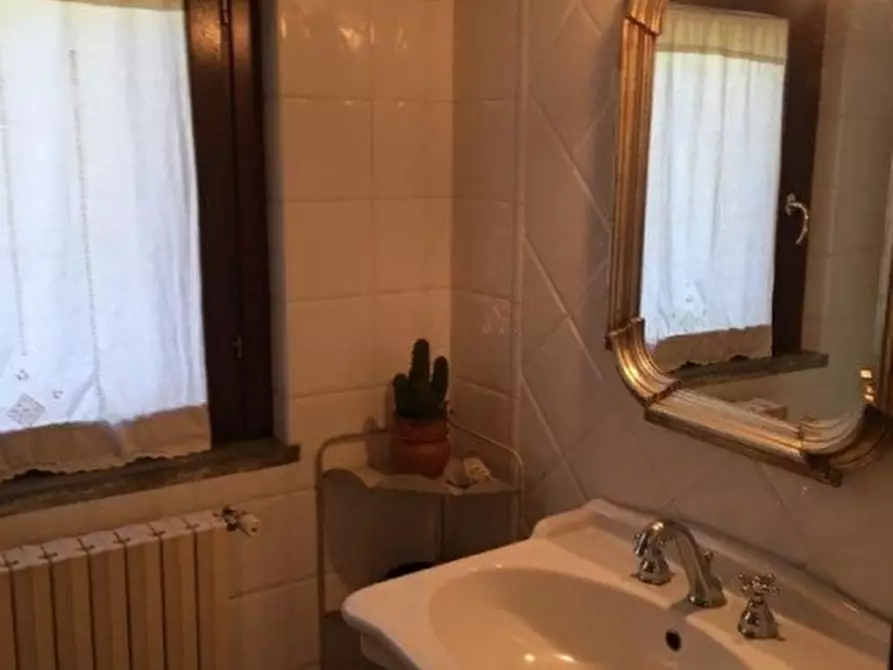 Immagine 28 di Villa in vendita  in loc. Chiaveretto 1 a Arezzo