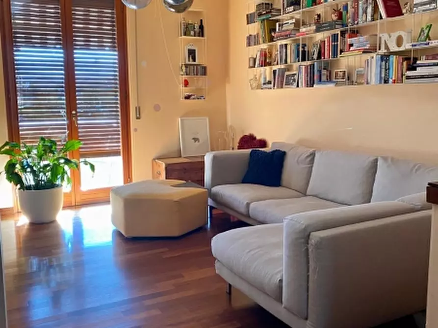 Immagine 1 di Appartamento in vendita  in Viale Giotto 140 a Arezzo