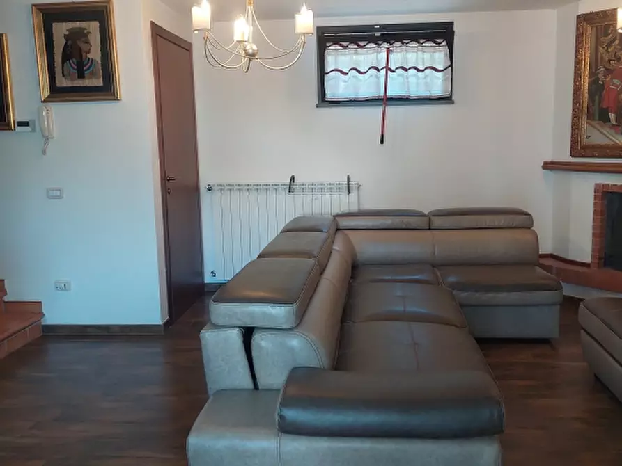 Immagine 10 di Villetta a schiera in vendita  in Via Ardengo Soffici 44 a Arezzo