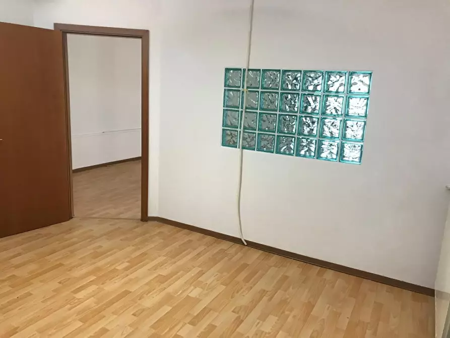 Immagine 5 di Ufficio in affitto  in Via tanucci a Arezzo