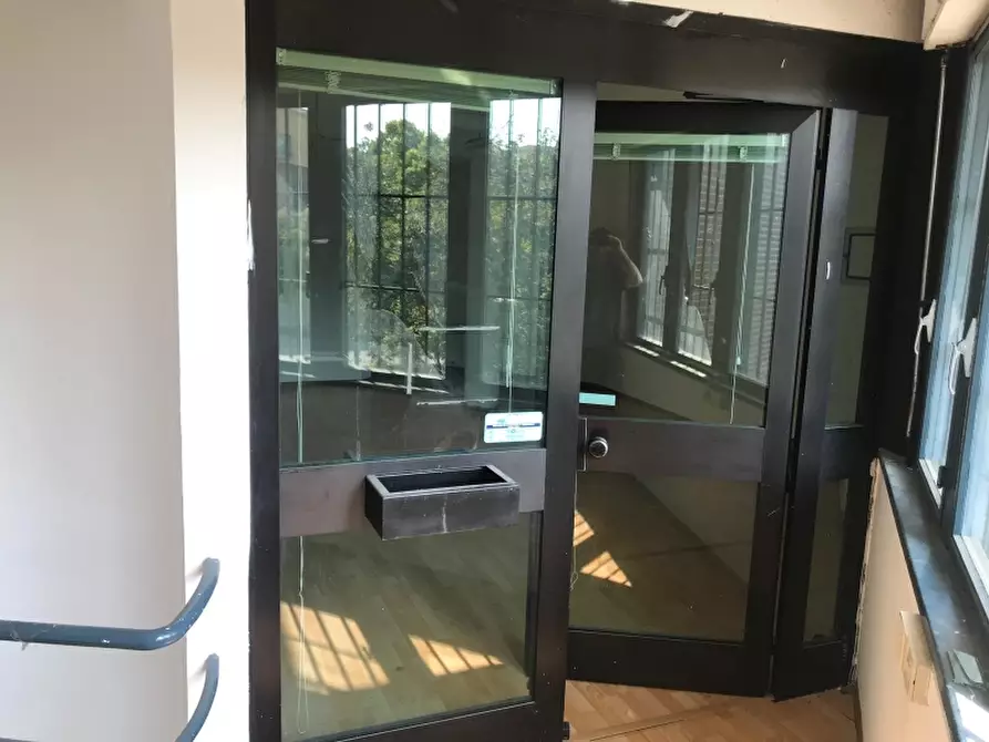 Immagine 8 di Ufficio in affitto  in Via tanucci a Arezzo