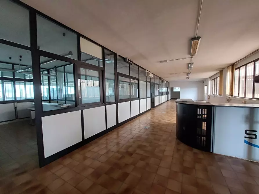 Immagine 3 di Ufficio in affitto  in via Calamandrei 91 a Arezzo