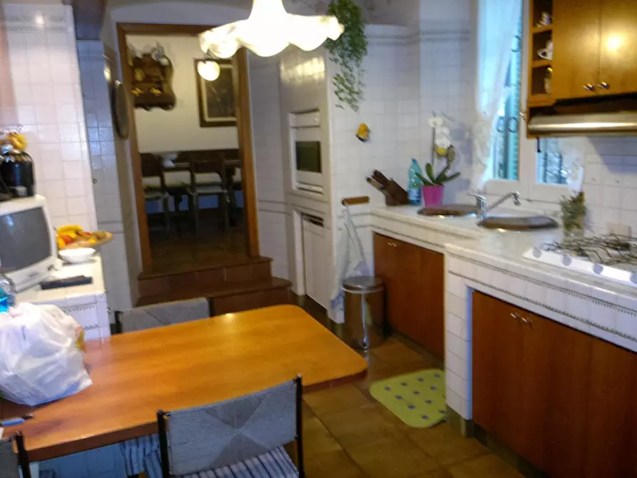 Immagine 10 di Villa in vendita  in loc. Santa Flora 6 a Arezzo
