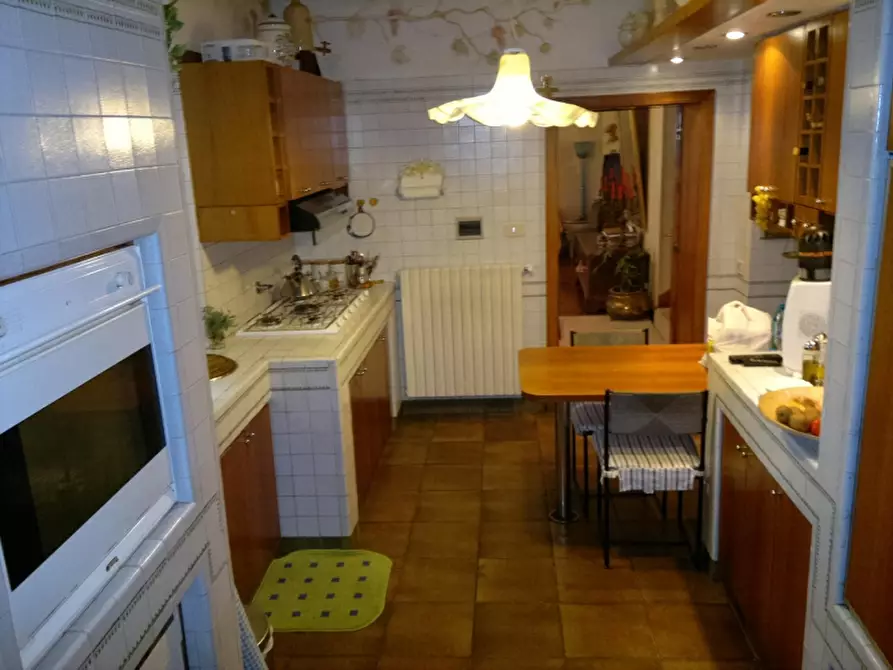 Immagine 14 di Villa in vendita  in loc. Santa Flora 6 a Arezzo
