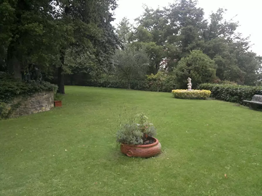 Immagine 3 di Villa in vendita  in loc. Santa Flora 6 a Arezzo