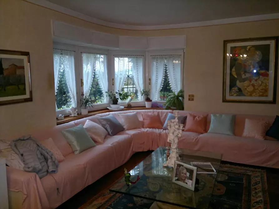 Immagine 6 di Villa in vendita  in loc. Santa Flora 6 a Arezzo