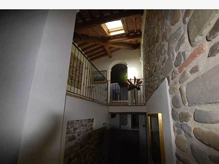 Immagine 6 di Villa in vendita  in loc. Castelluccio 1 a Arezzo