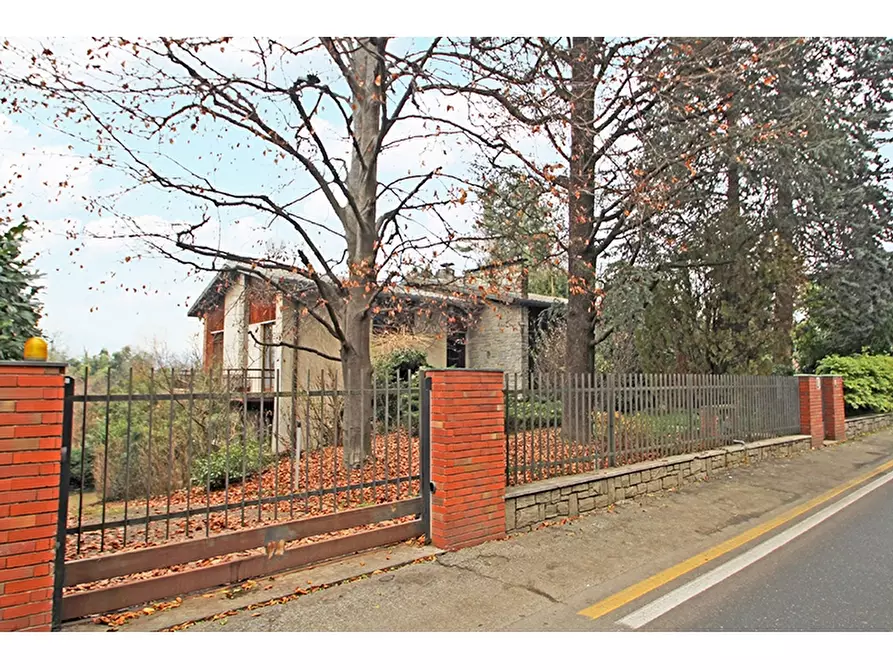 Immagine 33 di Villa in vendita  in Via Conte Ludovico 3 a Castiglione Olona