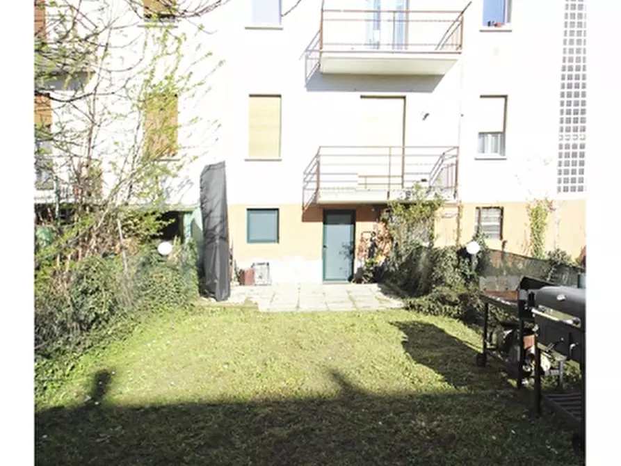 Immagine 19 di Appartamento in vendita  in Via Isola Borromeo 14 a Malnate