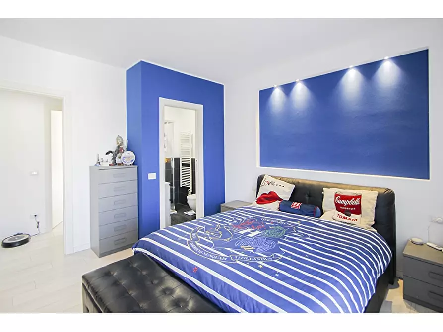 Immagine 6 di Appartamento in vendita  in Via Isola Borromeo 14 a Malnate