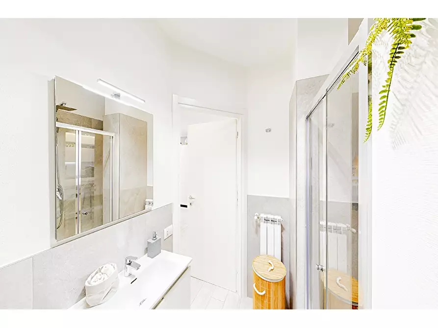 Immagine 14 di Appartamento in vendita  in Via Sordelli 3 a Venegono Inferiore