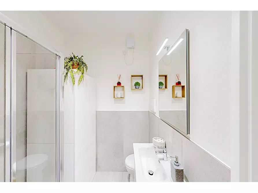 Immagine 15 di Appartamento in vendita  in Via Sordelli 3 a Venegono Inferiore