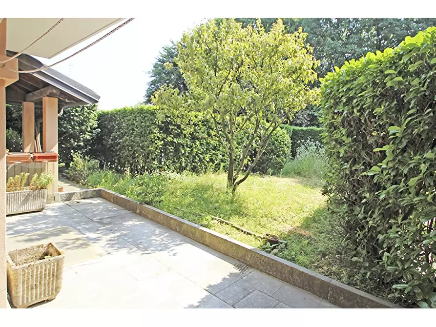 Immagine 13 di Appartamento in vendita  in Via Filippo Turati 14 a Castiglione Olona