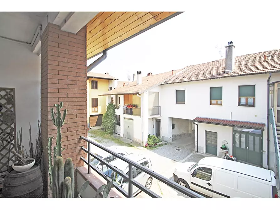 Immagine 13 di Appartamento in vendita  in Via Monte Cengio 7 a Castiglione Olona