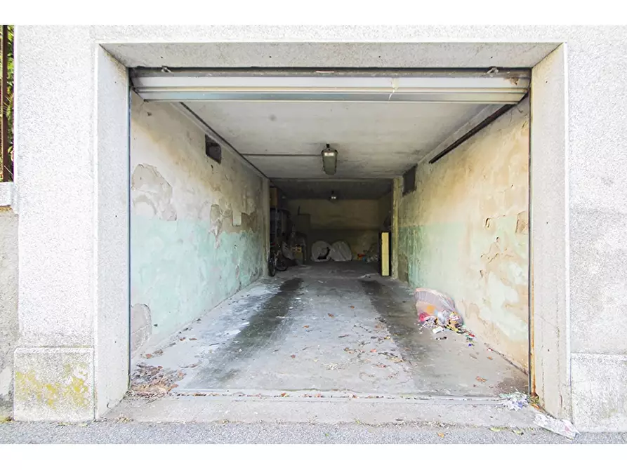 Immagine 36 di Villa in vendita  in Via Leonardo Da Vinci 25 a Venegono Superiore