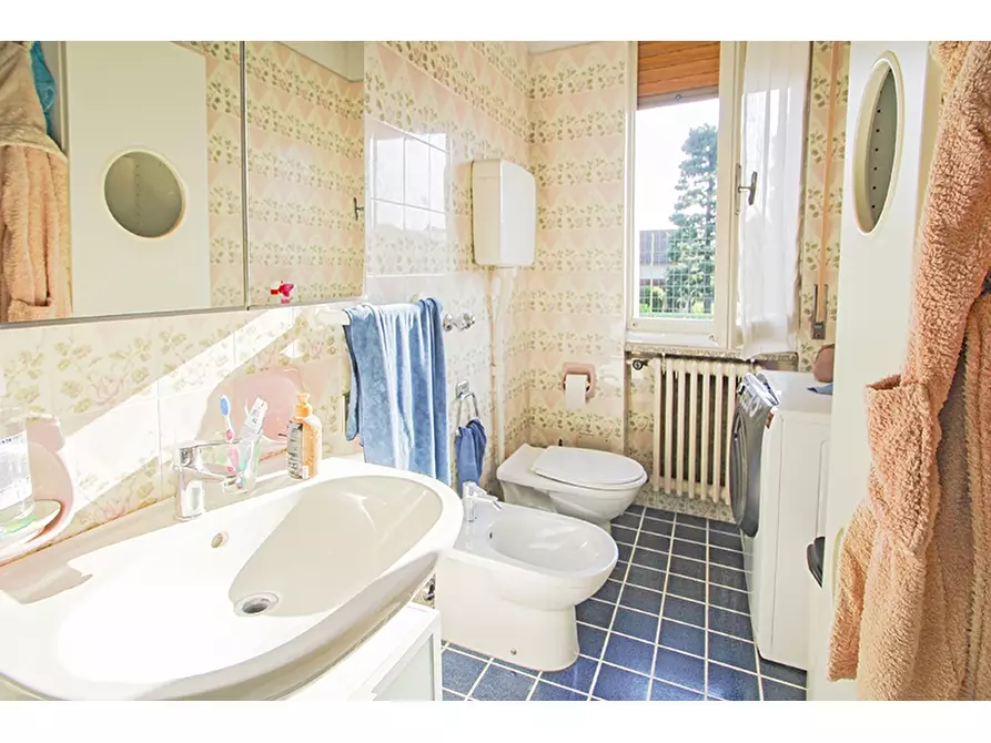 Immagine 11 di Villa in vendita  in Via Leonardo Da Vinci 25 a Venegono Superiore