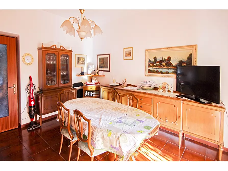 Immagine 28 di Villa in vendita  in Via Leonardo Da Vinci 25 a Venegono Superiore