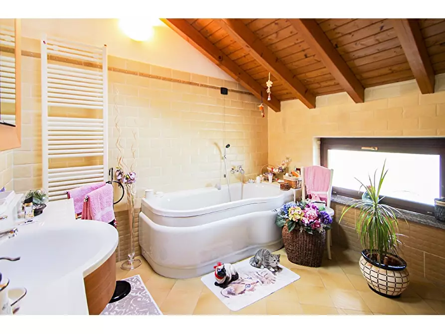 Immagine 20 di Villetta a schiera in vendita  in Via Luigi Settembrini 25/C a Malnate