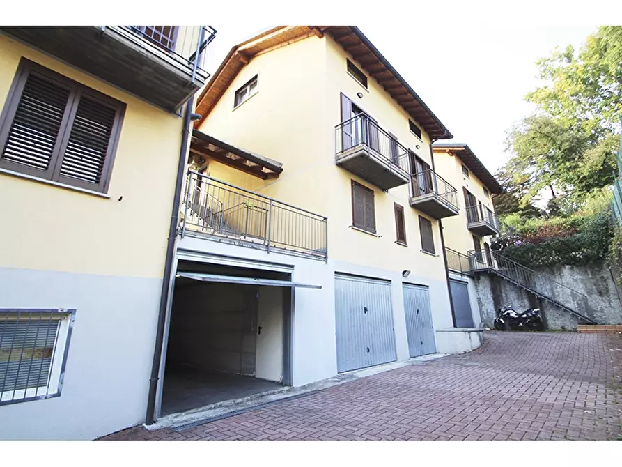 Immagine 26 di Villetta a schiera in vendita  in Via Luigi Settembrini 25/C a Malnate