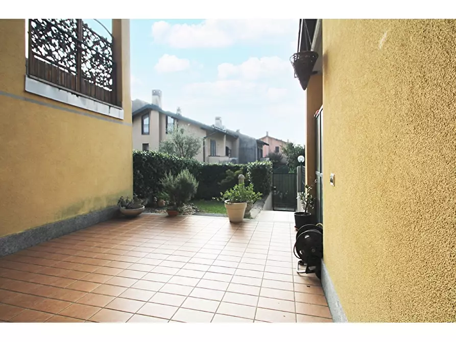 Immagine 24 di Villetta a schiera in vendita  in Via Luigi Settembrini 25/C a Malnate