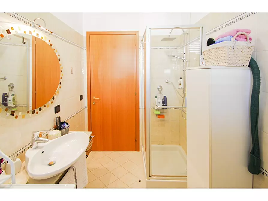 Immagine 13 di Villetta a schiera in vendita  in Via Luigi Settembrini 25/C a Malnate