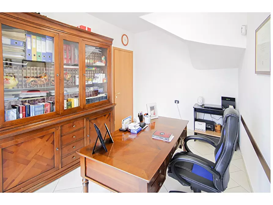 Immagine 15 di Villetta a schiera in vendita  in Via Luigi Settembrini 25/C a Malnate