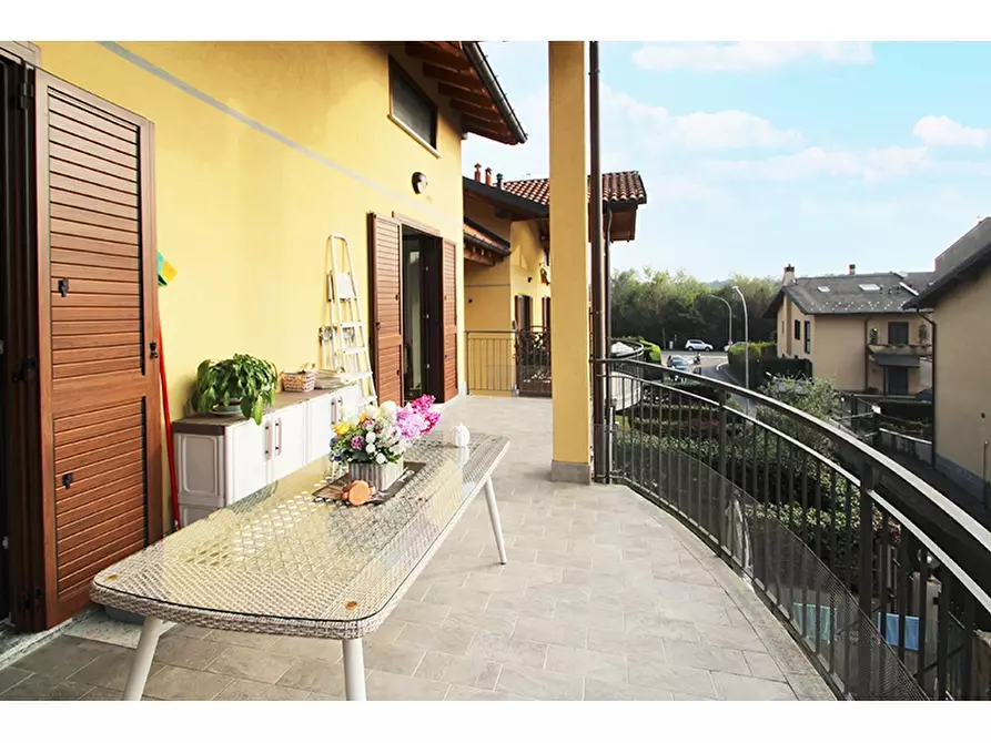 Immagine 11 di Villetta a schiera in vendita  in Via Luigi Settembrini 25/C a Malnate