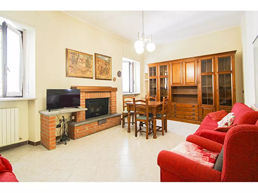 Immagine 1 di Appartamento in vendita  in Via Alessandro Manzoni 21 a Venegono Inferiore