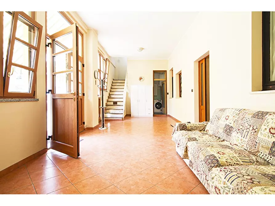 Immagine 10 di Appartamento in vendita  in Via Alessandro Manzoni 21 a Venegono Inferiore