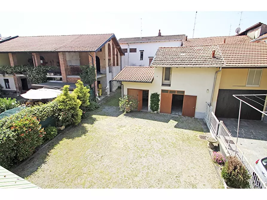 Immagine 8 di Appartamento in vendita  in Via Alessandro Manzoni 21 a Venegono Inferiore