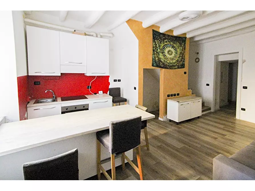 Immagine 1 di Appartamento in vendita  in Via Santa Caterina 7 a Castiglione Olona