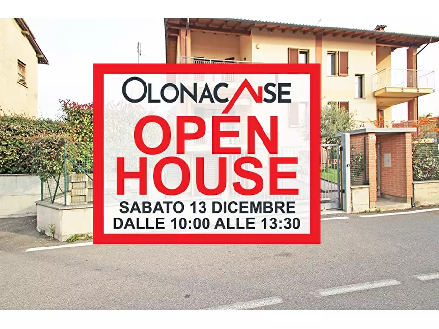 Immagine 1 di Villa in vendita  in Via Vecchia Milanese 26 a Venegono Inferiore