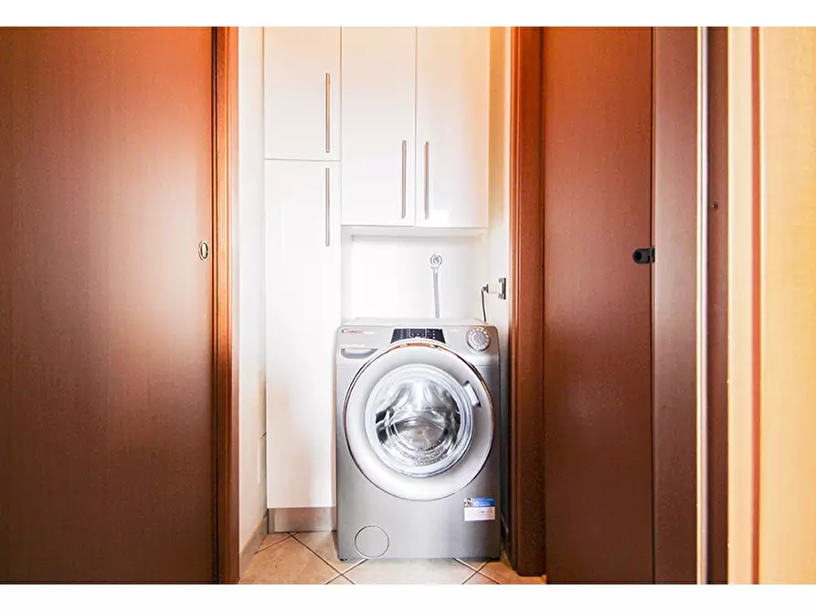 Immagine 9 di Appartamento in vendita  in Via Montello 7 a Fagnano Olona