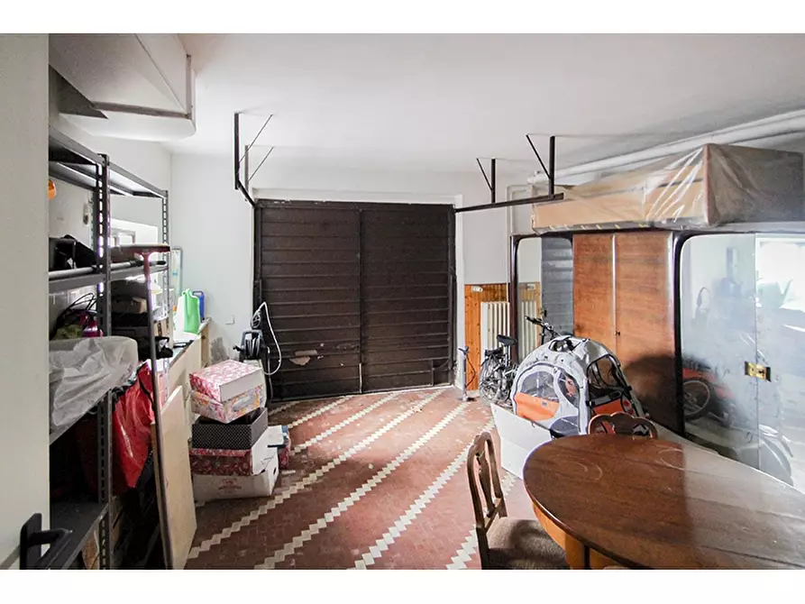 Immagine 28 di Villa in vendita  in Via Melette 11 a Castiglione Olona