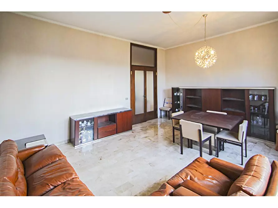 Immagine 14 di Villa in vendita  in Via Melette 11 a Castiglione Olona