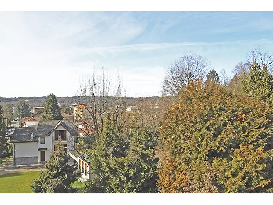 Immagine 31 di Villa in vendita  in Via Melette 11 a Castiglione Olona