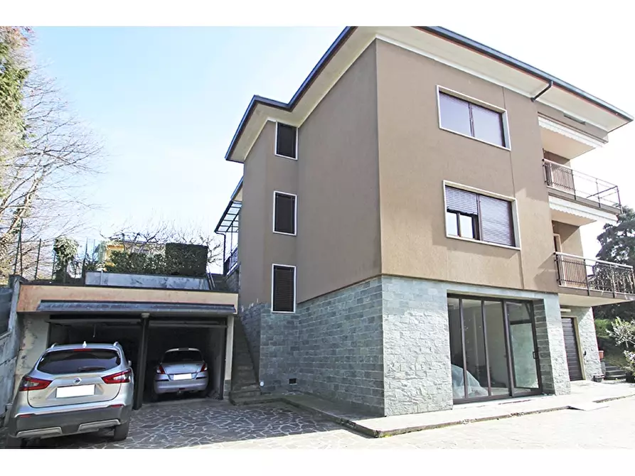 Immagine 35 di Villa in vendita  in Via Melette 11 a Castiglione Olona