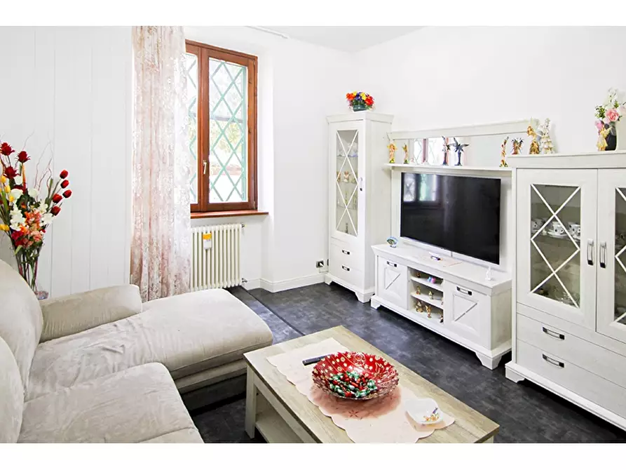 Immagine 5 di Appartamento in vendita  in Via Antonio Gramsci 1 a Castiglione Olona