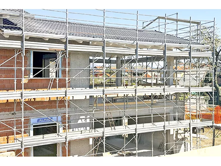 Immagine 3 di Appartamento in vendita  in Via Petrarca a Castiglione Olona