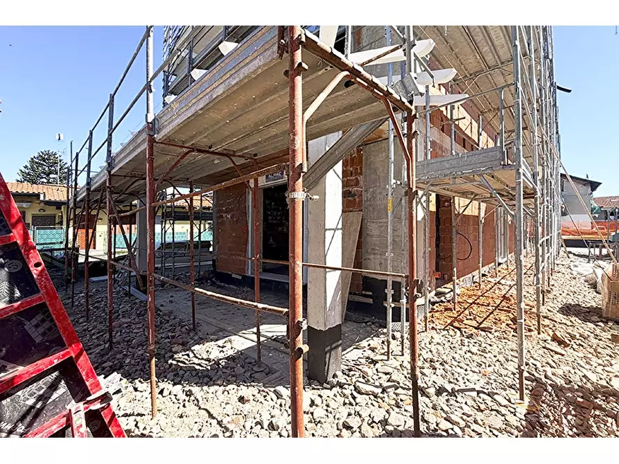 Immagine 2 di Appartamento in vendita  in Via Petrarca a Castiglione Olona