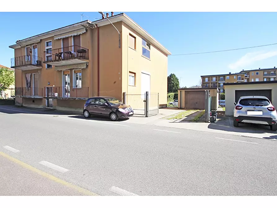 Immagine 18 di Appartamento in vendita  in Via Antonio Gramsci 13 a Castiglione Olona