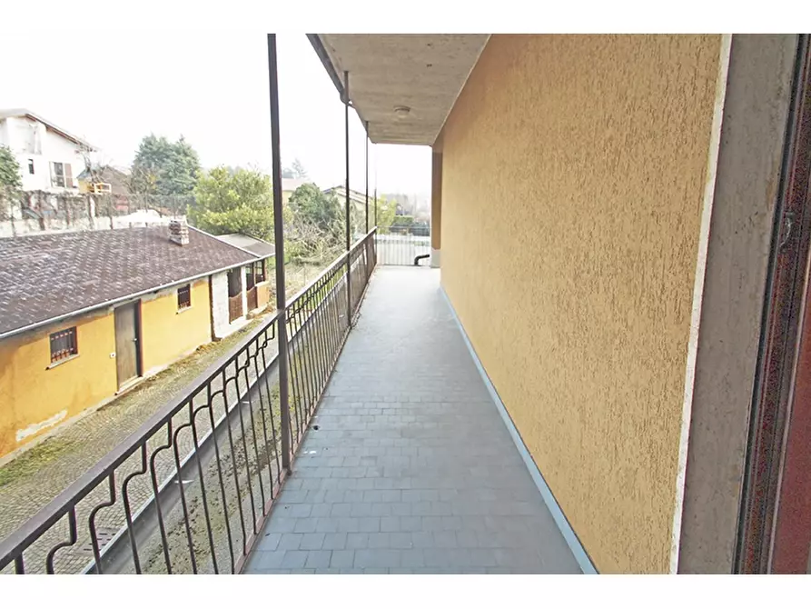 Immagine 24 di Villa in vendita  in Via Monte Cimone 33 a Castiglione Olona