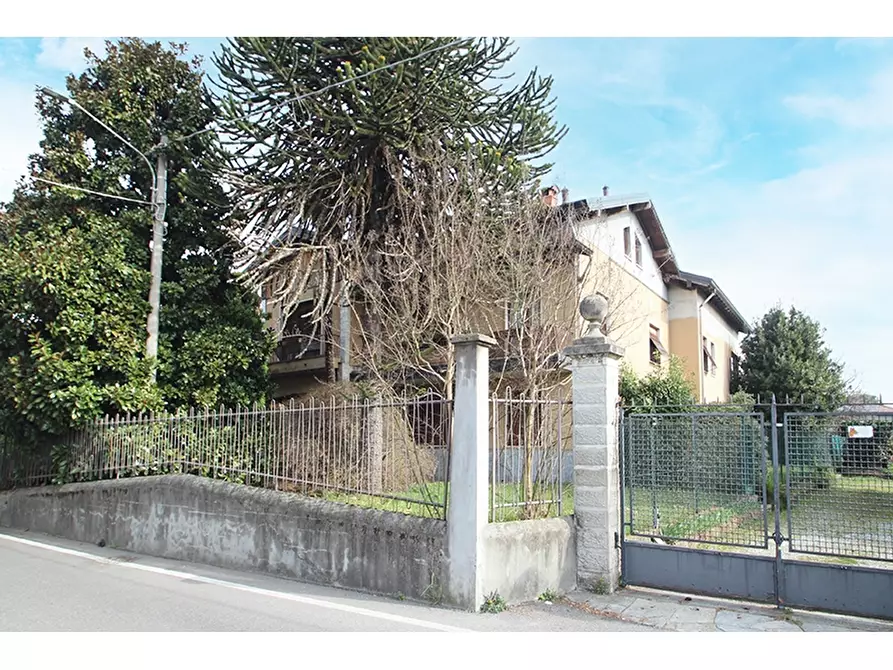 Immagine 36 di Villa in vendita  in Via Monte Cimone 33 a Castiglione Olona
